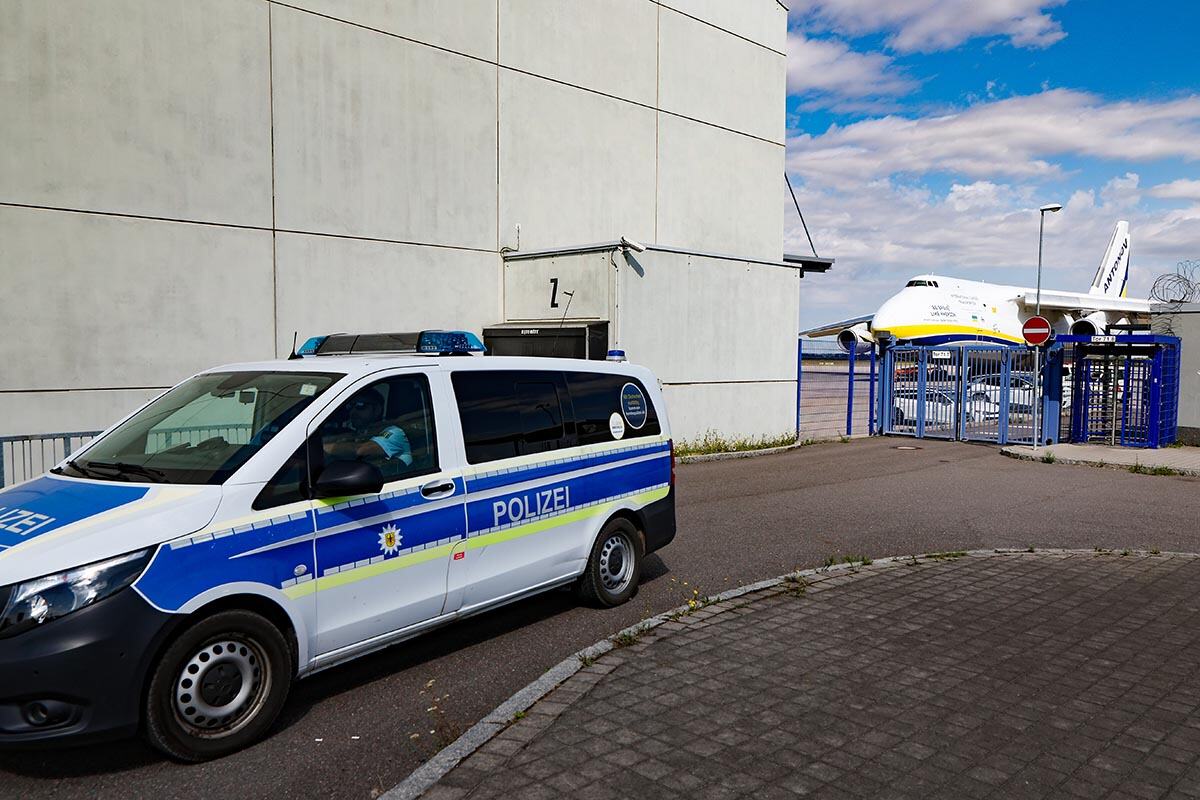 Nemačka Lajpcig aerodrom policija (2).jpg