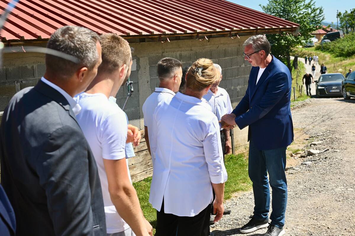 Aleksandar Vučić selo Kušići (4).jpeg
