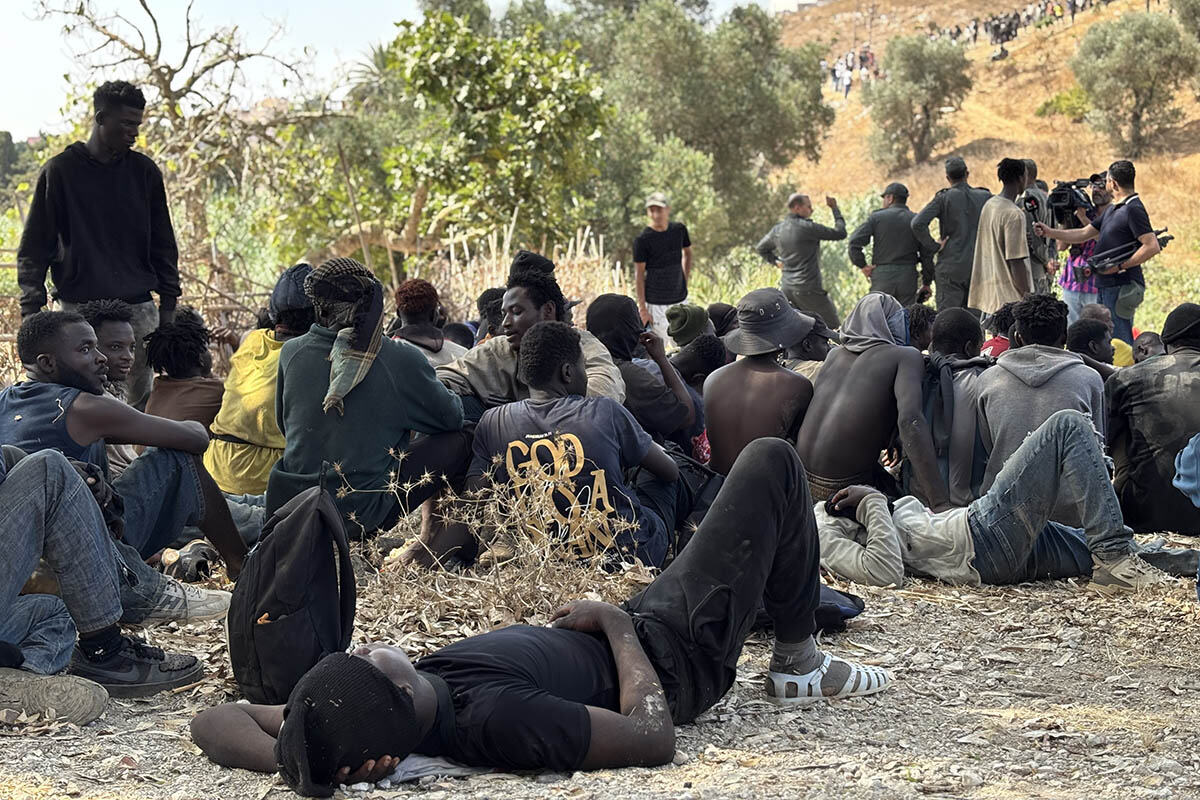 Španija Seuta migranti (11).jpg