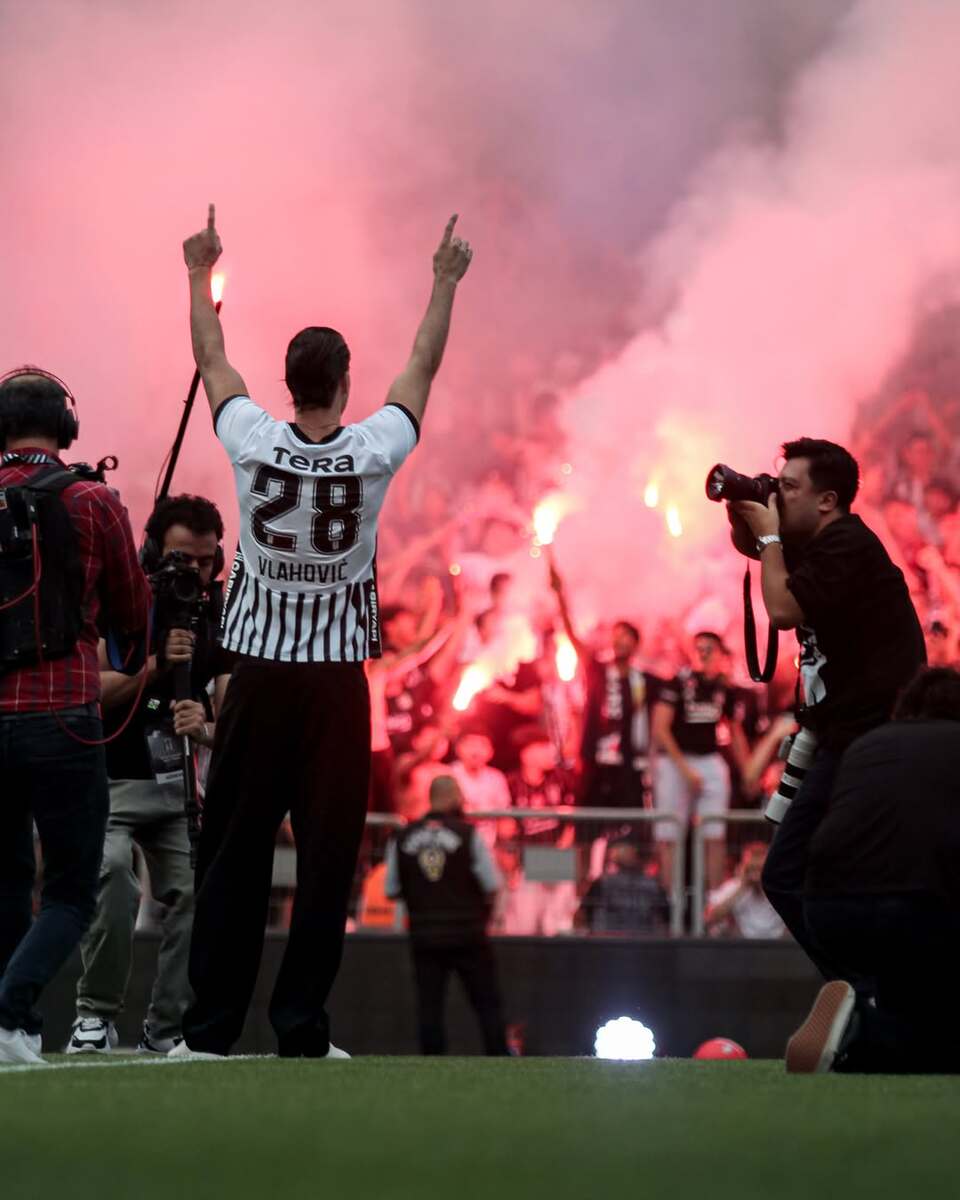 Vlahovic1.jpg