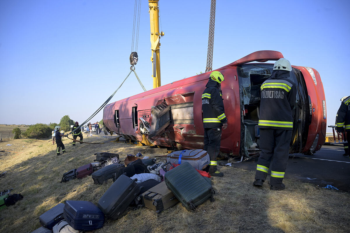 Mađarska prevrnuo se autobus dvanaest ljudi  poginulo Poljska (2).jpg