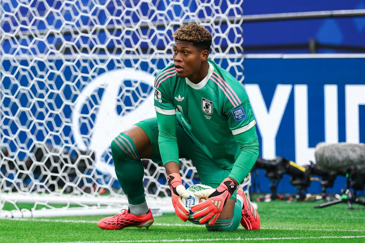 Zion Suzuki
