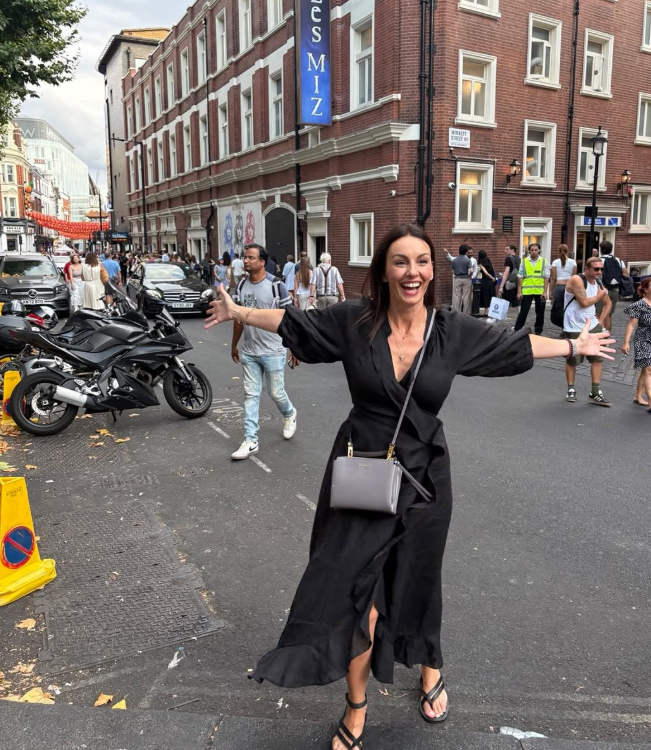 Sloboda Mićalović tokom letnjeg putovanja u London (4).PNG