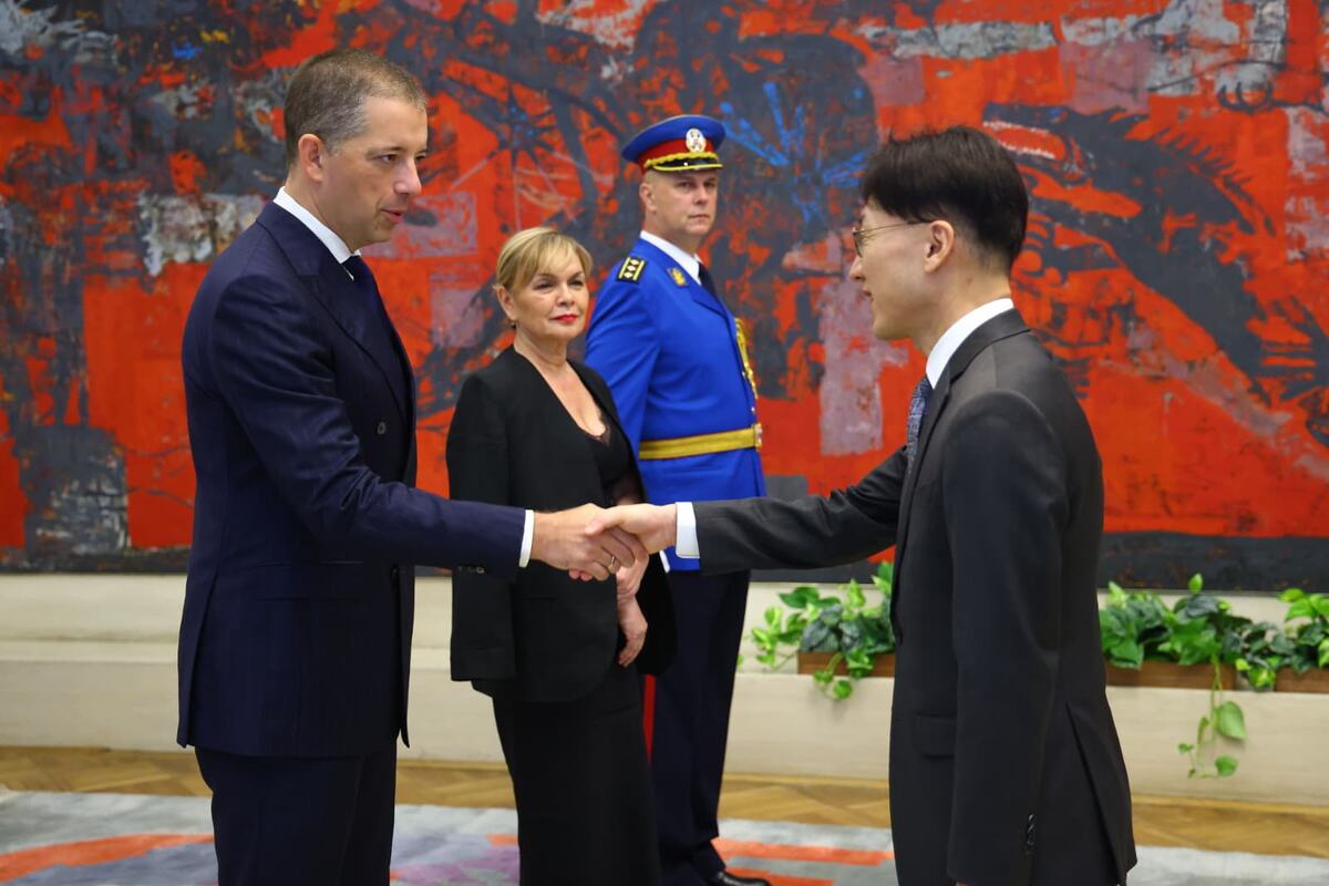 Marko Đurić Hong Gun Đong