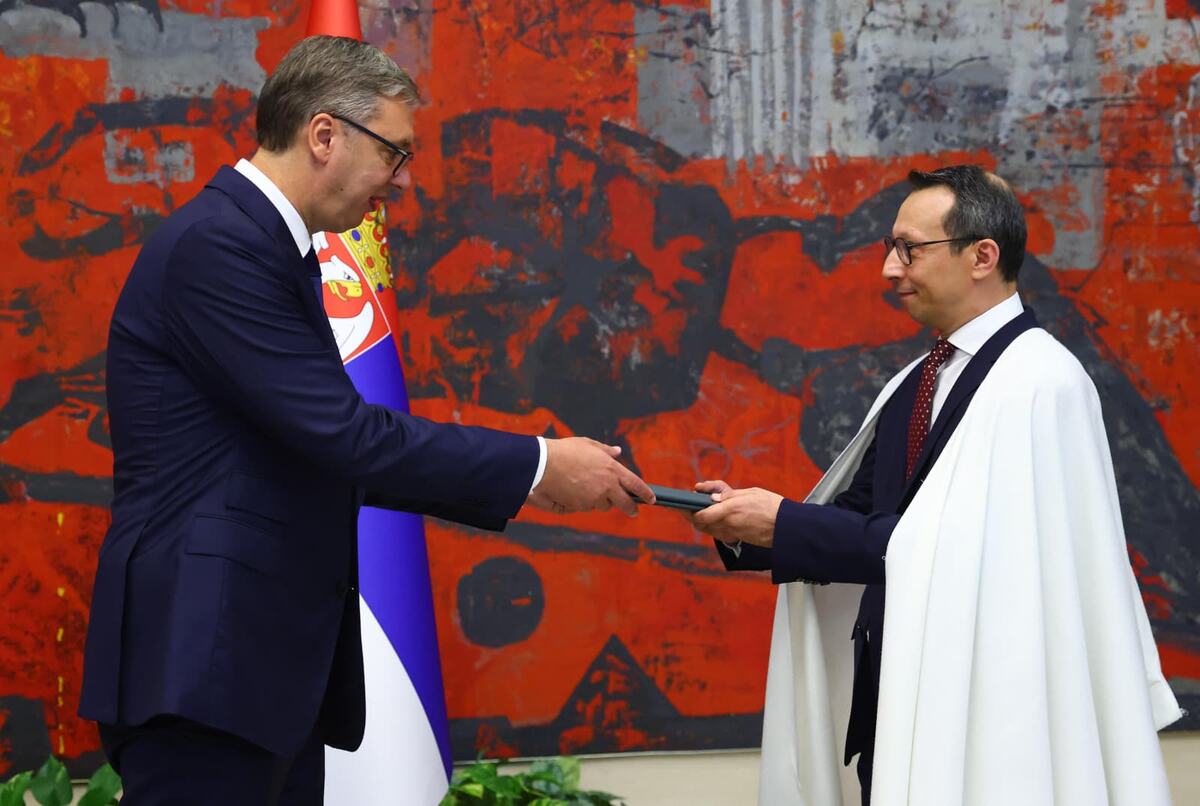 Aleksandar Vučić Monsef Mansri, ambasador Narodne Demokratske Republike Alžir (6).jpeg