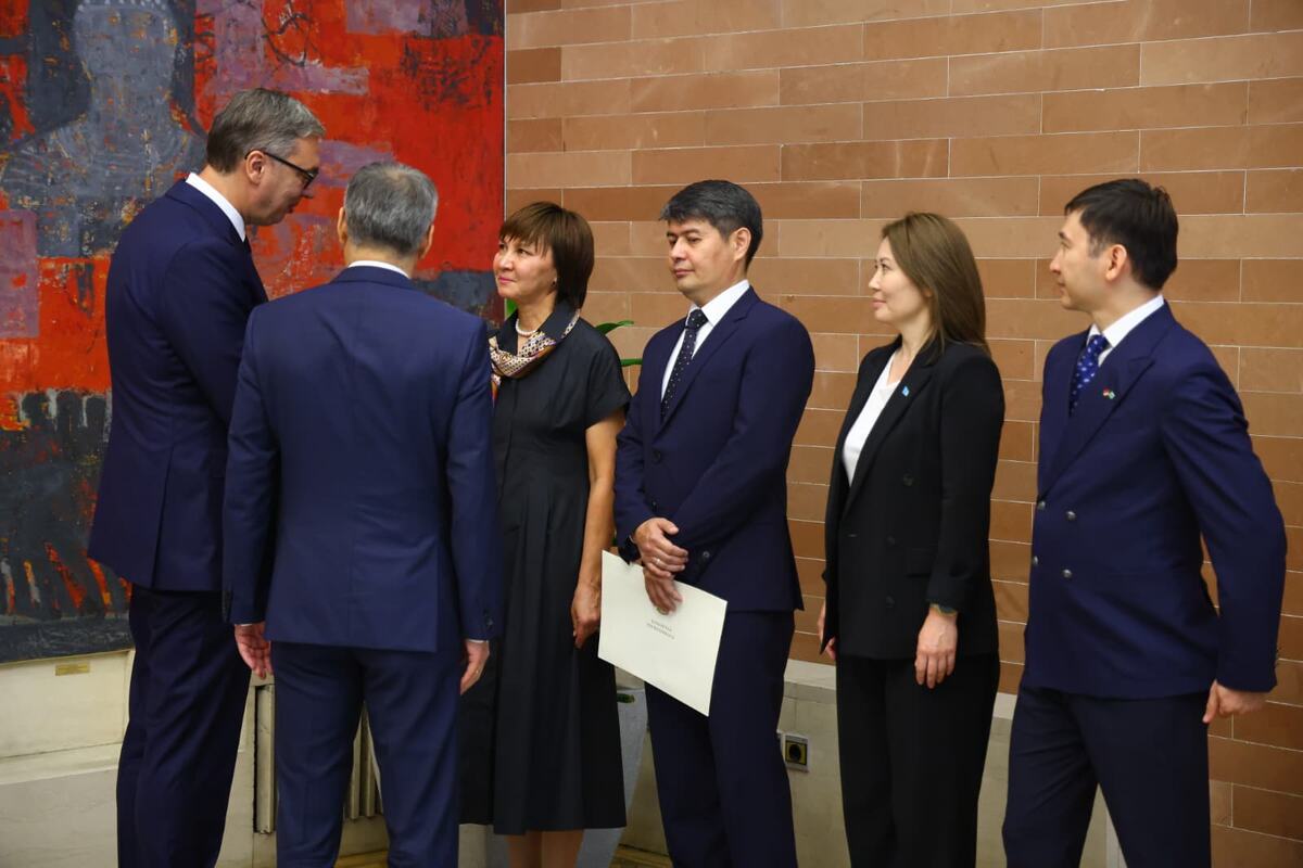 Aleksandar Vučić Bolat Imanbajev, ambasador Republike Kazahstan (10).jpeg