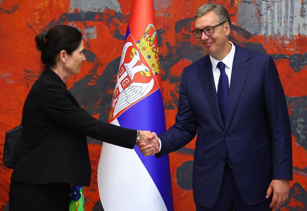Aleksandar Vučić Anke Gizela Holštajn, ambasadorka Savezne Republike Nemačke (10).jpeg