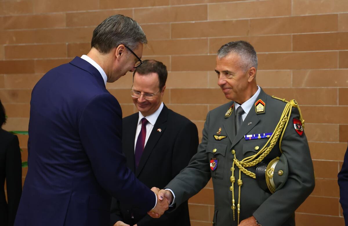 Aleksandar Vučić Eno Drofenik, ambasador Republike Austrije (23).jpeg