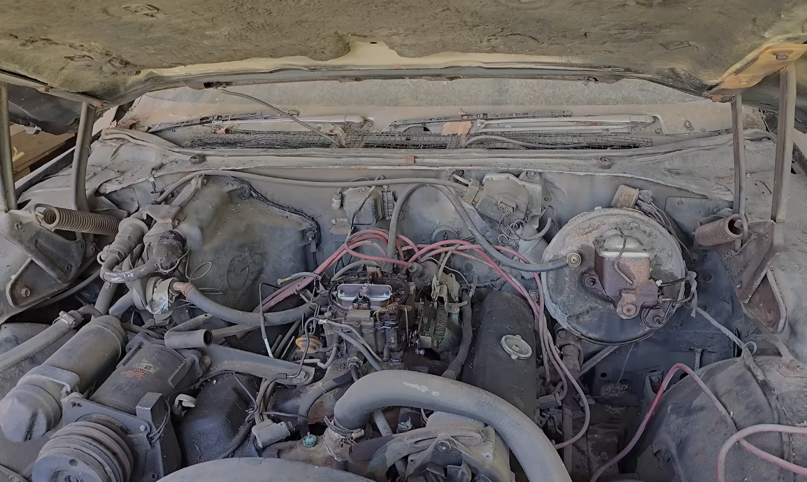 Motor - Pontijak Grand Pri iz 1969. godine koji je Derek Biri oživeo nakon gotovo 30 godina mirovanja (5).PNG