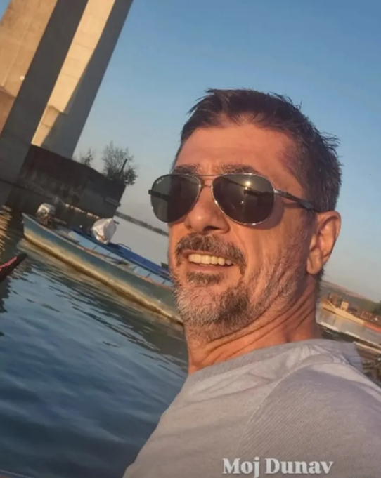 Sloboda Mićalović i Vojin Ćetković leto provode odvojeno