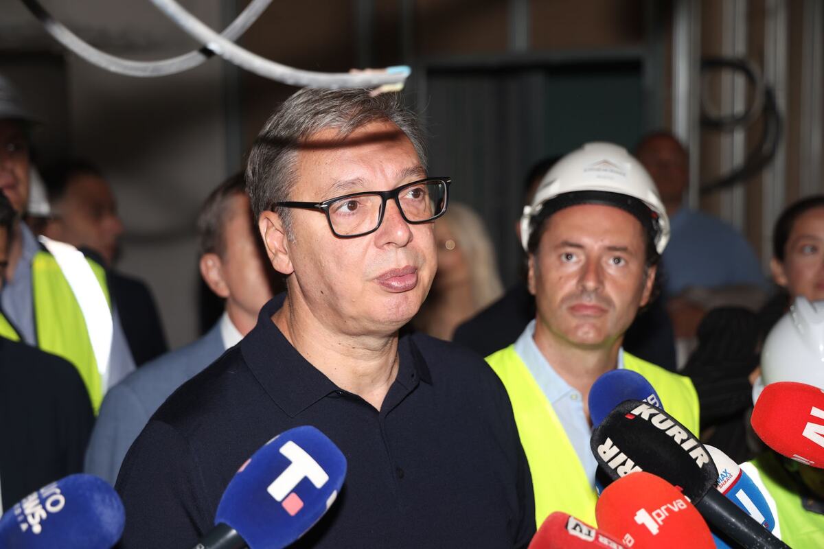 Aleksandar Vučić Ginekološka klinika GAK Klinika za ginekologiju i akušerstvo (3).jpeg