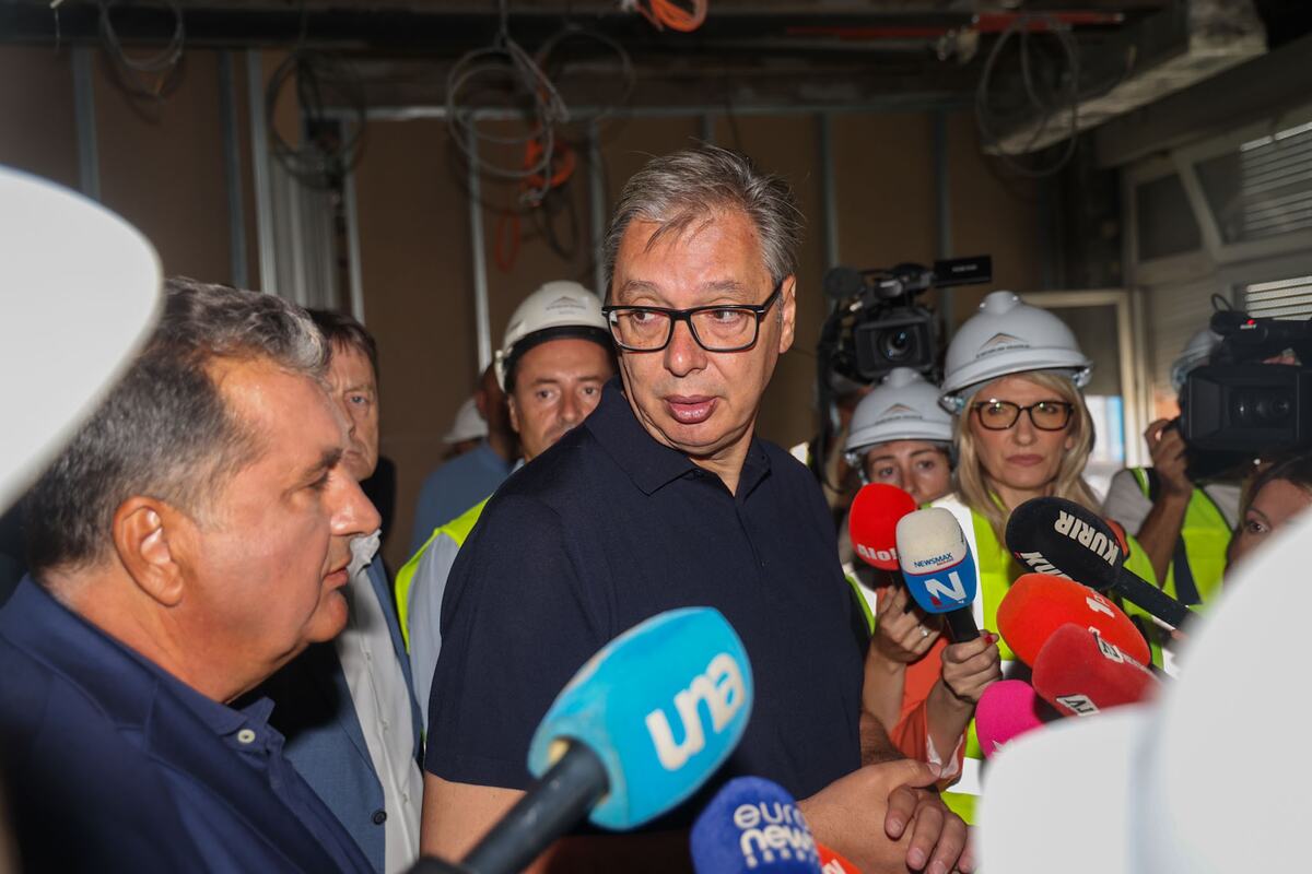 Aleksandar Vučić Ginekološka klinika GAK Klinika za ginekologiju i akušerstvo (5).jpeg