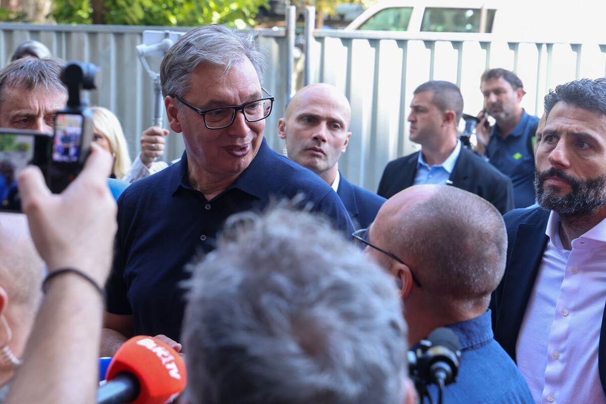 Aleksandar Vučić Tiršova 2 (4).jpeg