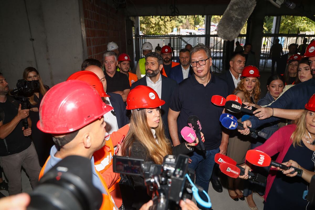 Aleksandar Vučić Tiršova 2 (5).jpeg
