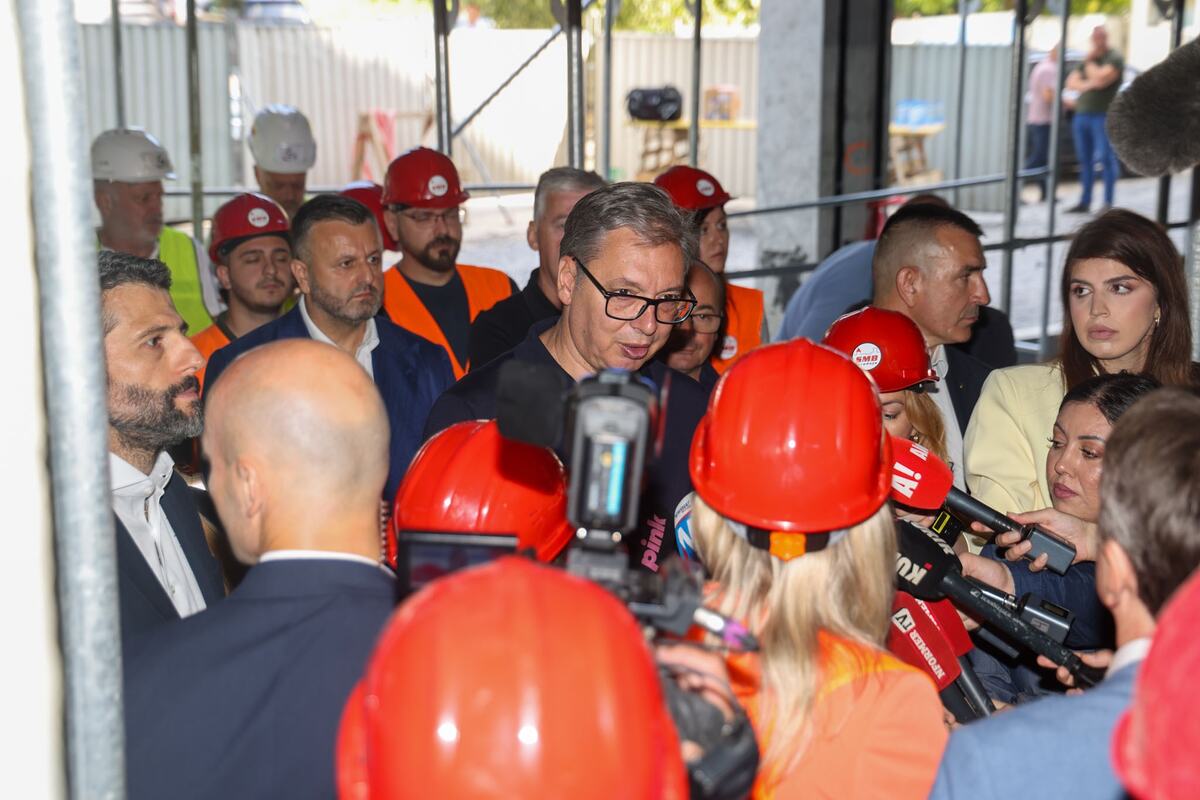 Aleksandar Vučić Tiršova 2 (10).jpeg