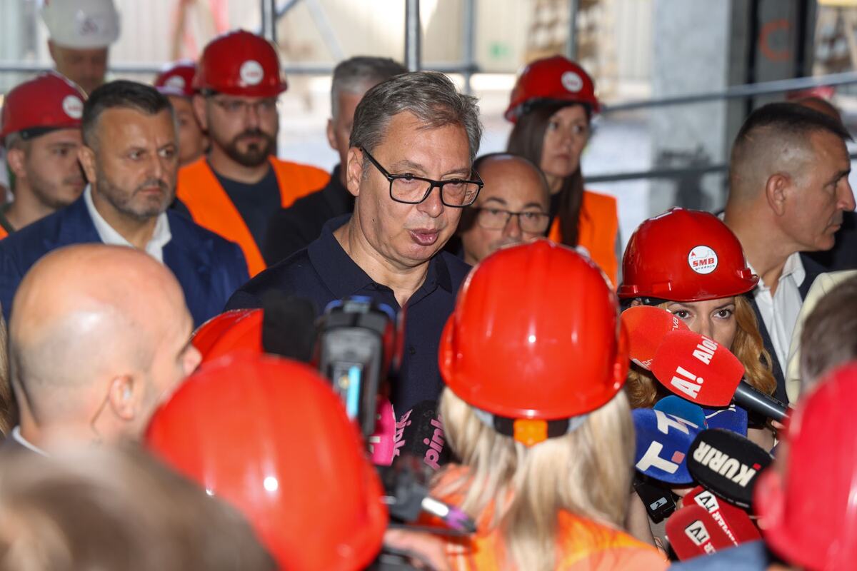 Aleksandar Vučić Tiršova 2 (13).jpeg