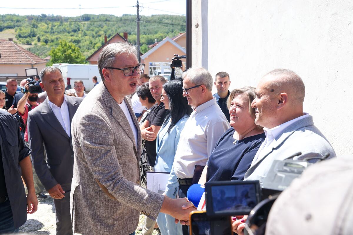 Jablanički okrug Aleksandar Vučić Blace porodica Veljič (18).jpeg
