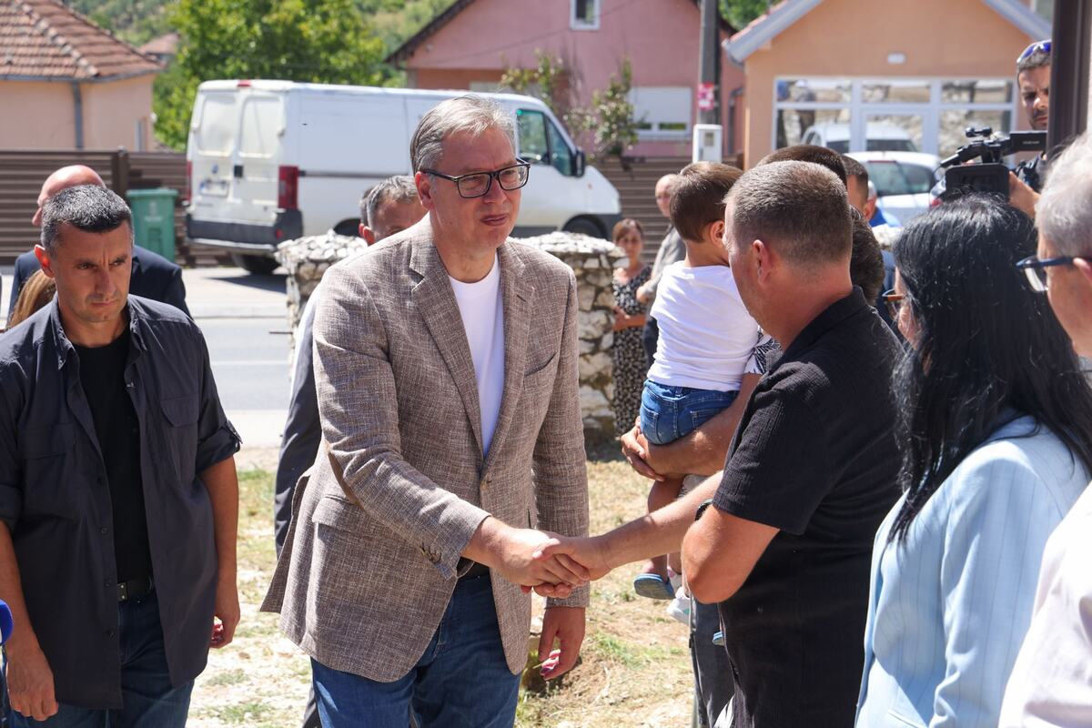 Jablanički okrug Aleksandar Vučić Blace porodica Veljič (20).jpeg