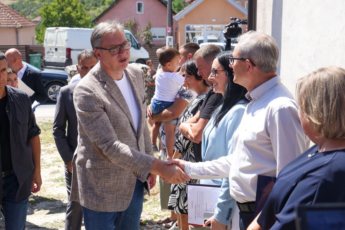 Jablanički okrug Aleksandar Vučić Blace porodica Veljič (21).jpeg
