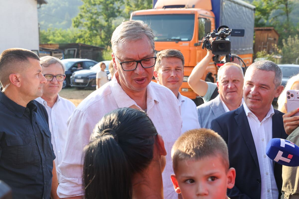 Aleksandar Vučić  Medveđa (2).jpeg