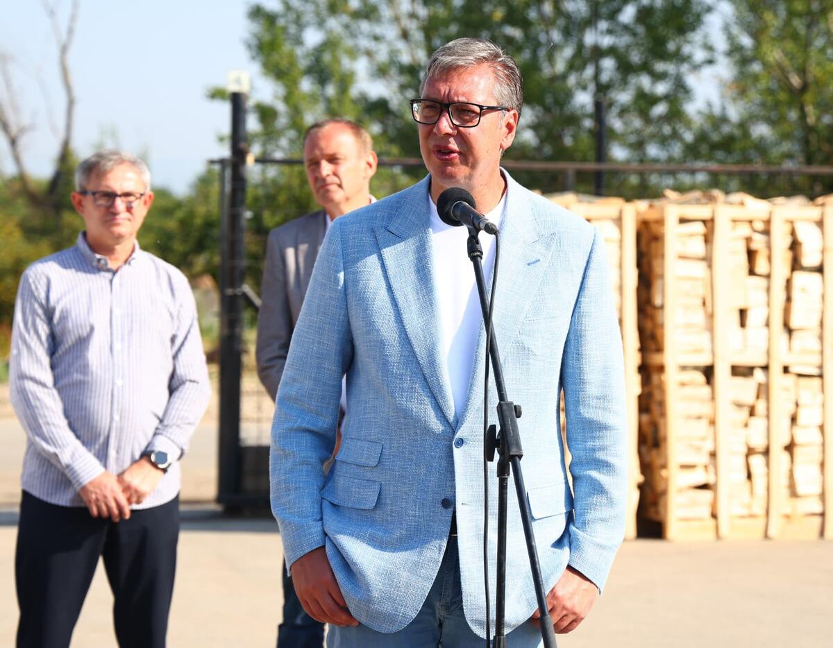 Aleksandar Vučić Leskovac Viktor Pelet Guberevac (7).jpeg