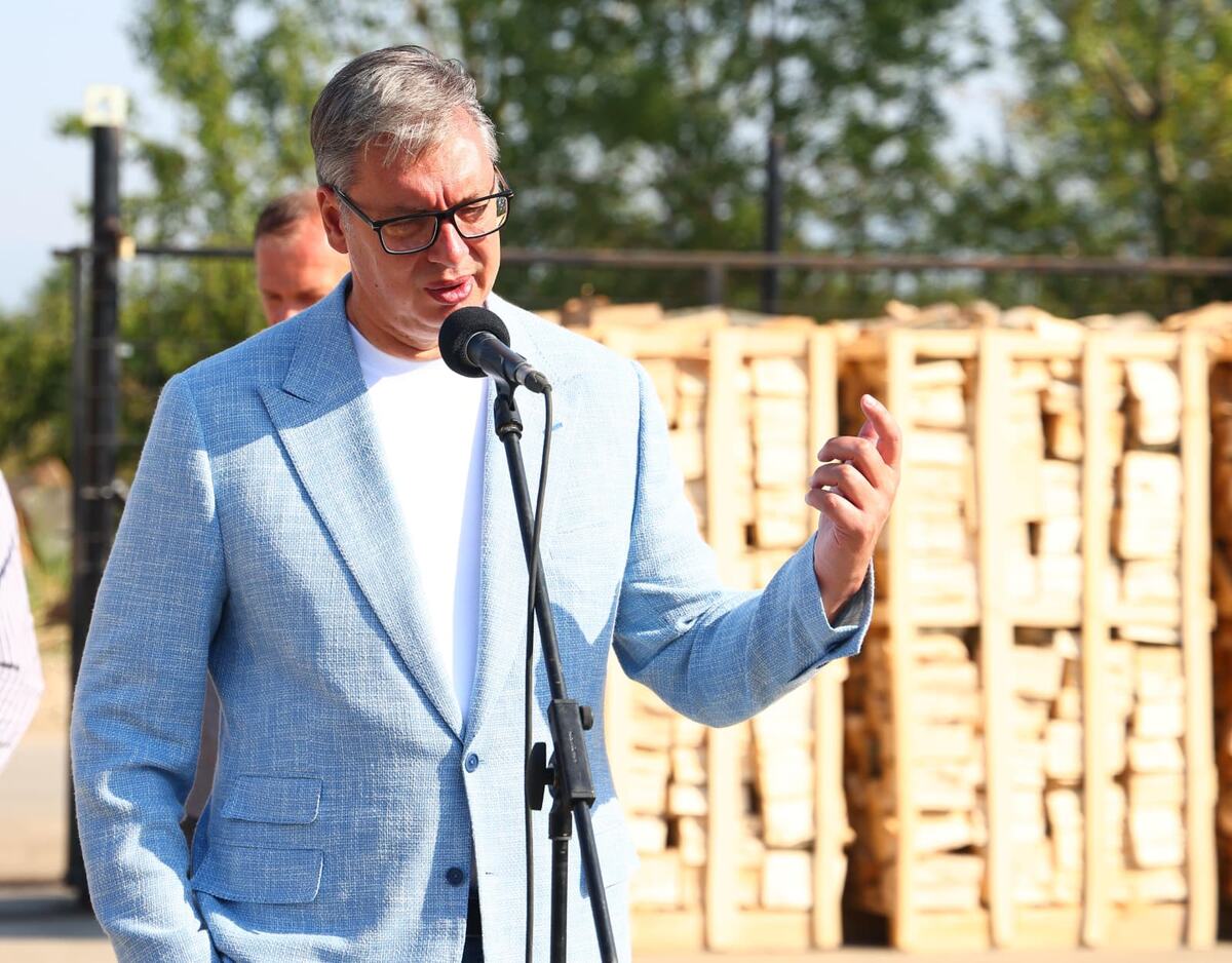 Aleksandar Vučić Leskovac Viktor Pelet Guberevac (9).jpeg