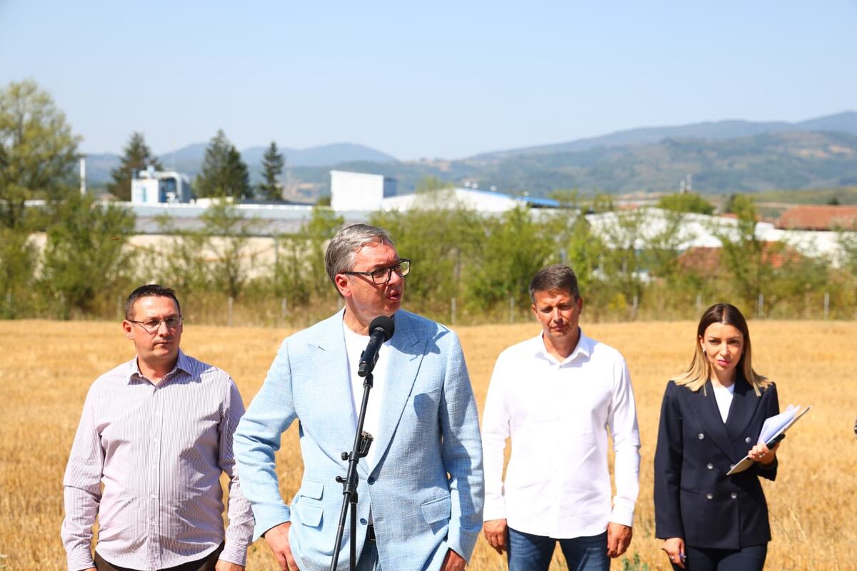 Aleksandar Vučić Mitel Astra Vladičin Han Prekodolce (4).jpeg