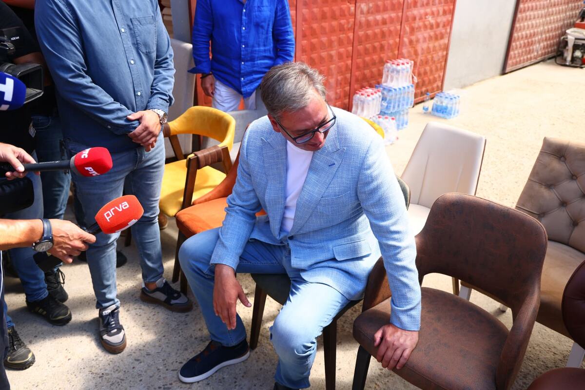 Aleksandar Vučić Mitel Astra Vladičin Han Prekodolce (12).jpeg