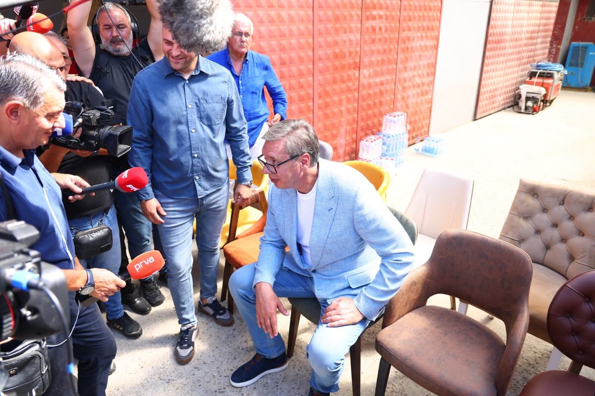 Aleksandar Vučić Mitel Astra Vladičin Han Prekodolce (13).jpeg