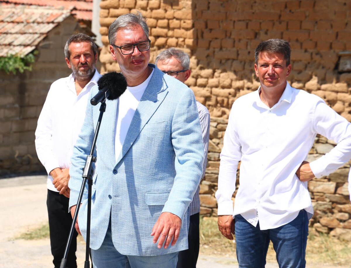 Aleksandar Vučić Strezovce, Preševo (1).jpeg