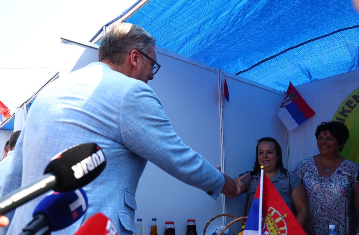 Aleksandar Vučić selo Lopardince (7).jpeg