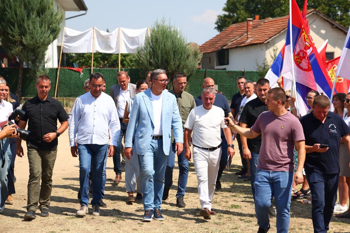 Aleksandar Vučić selo Lopardince (13).jpeg