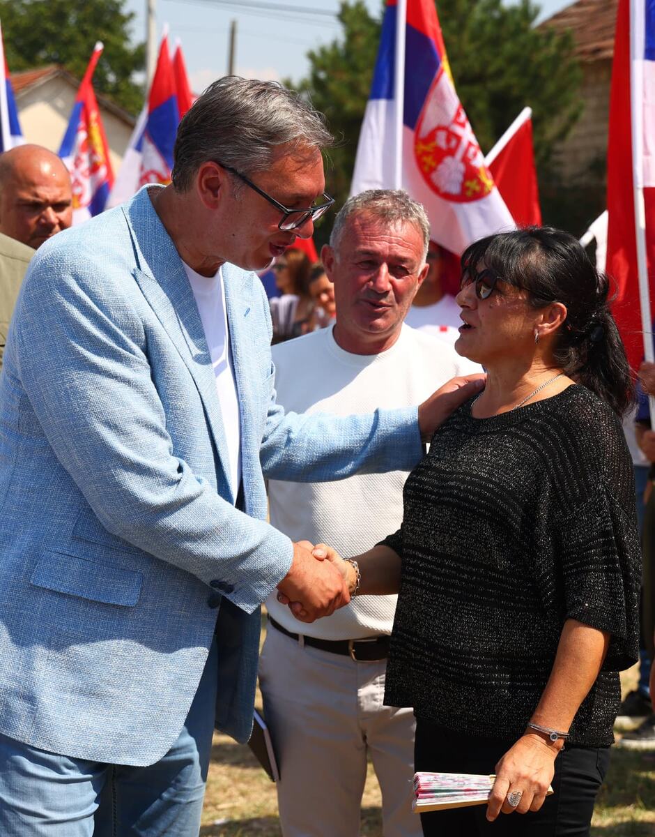Aleksandar Vučić selo Lopardince (17).jpeg