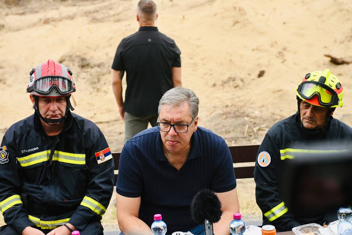 Aleksandar Vučić Deliblatska peščara (23).jpeg