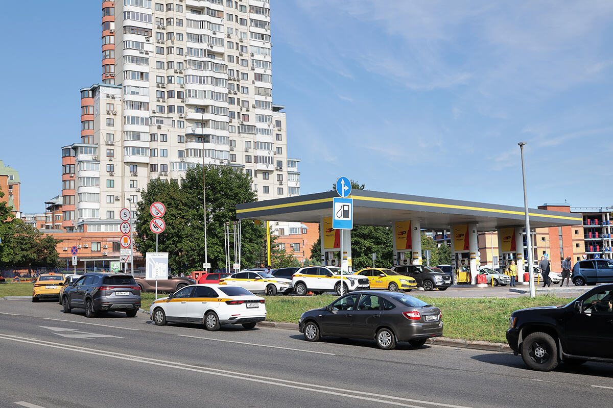 x02 EPA Maxim Shipenkov.jpg