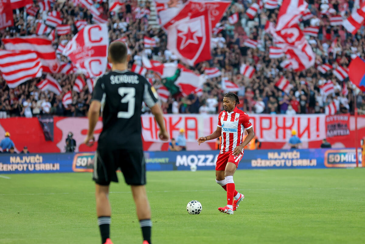 zvezda-cukaricki-52783334.JPG