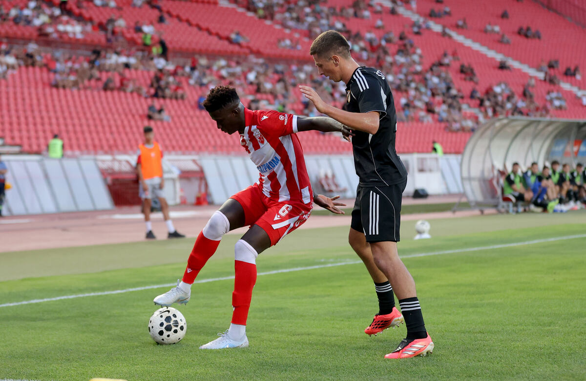 zvezda-cukaricki-52783598.JPG