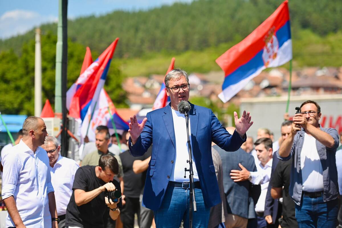 Aleksandar Vučić.jpeg