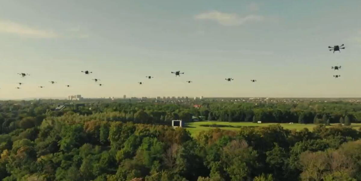 2026-08-24 22_49_00-Jürgen Nauditt 🇩🇪🇺🇦 on X_ _A parade of combat robots—on land, at sea, and in.png