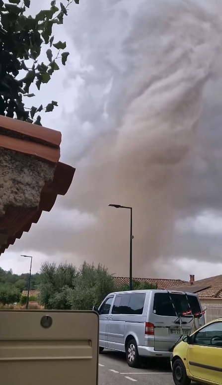 Francuska tornado (1).png