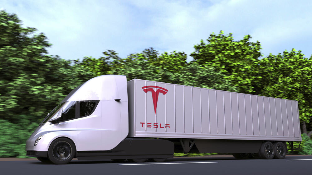 Tesla semi (1).jpg