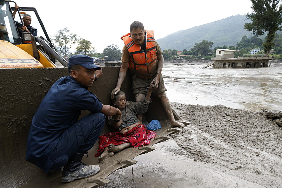 Nepal poplave (10).jpg