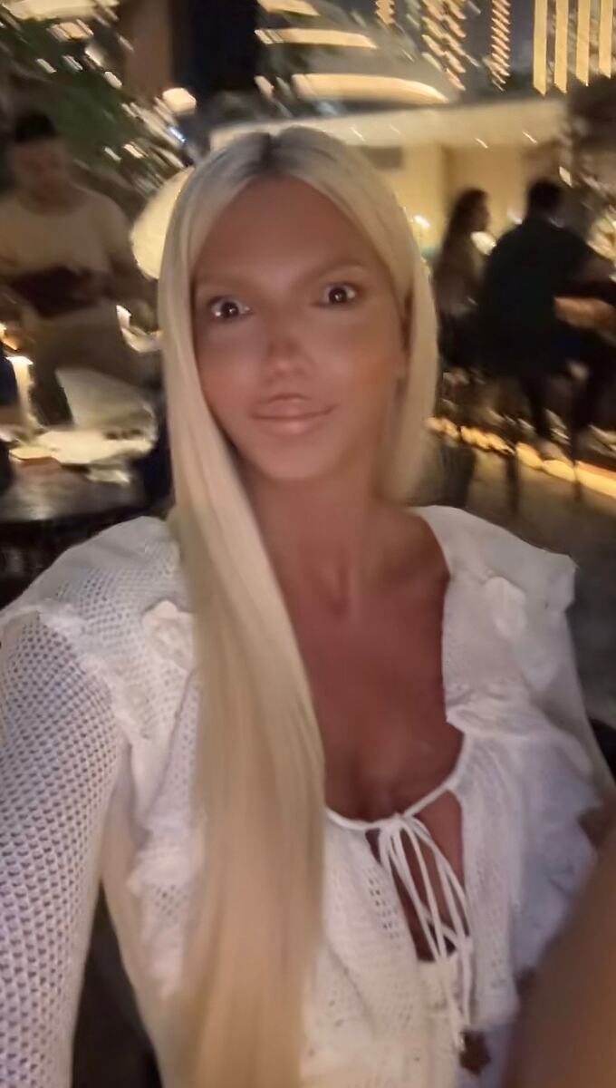 Jelena Karleusa (2).jpeg
