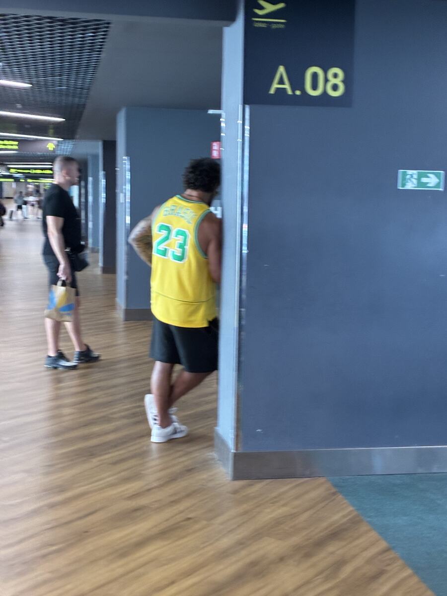 Veljko Piljikić na aerodromu
