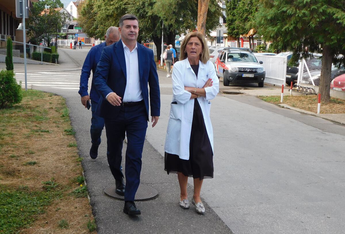 LOZNICA - Đerlek i Jadranka.JPG