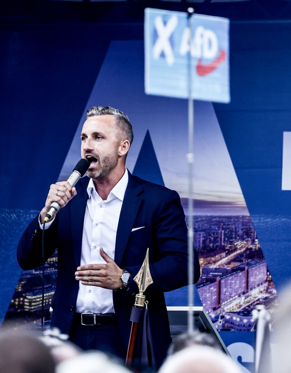 x01 EPA Filip Singer.jpg