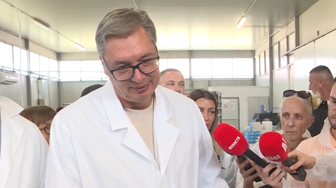 Aleksandar Vučić (2).png
