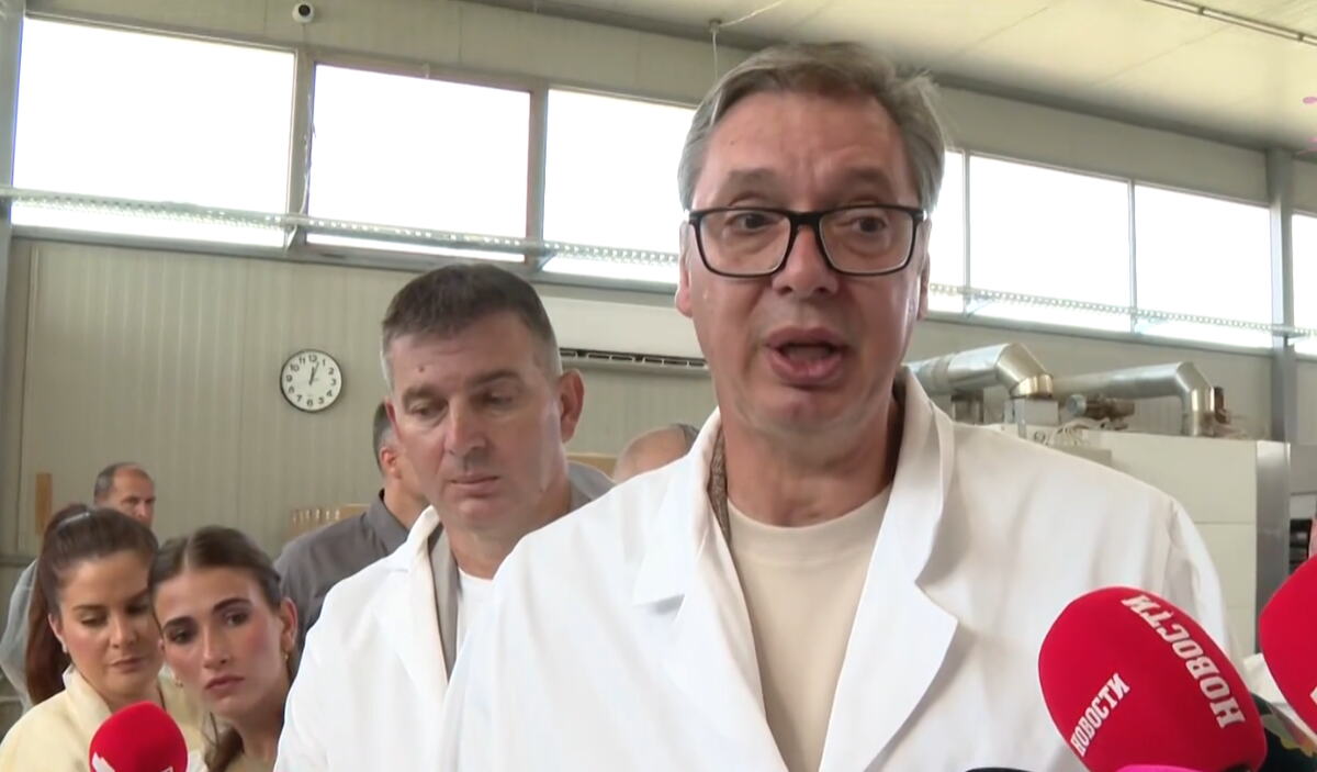 Aleksandar Vučić (3).png