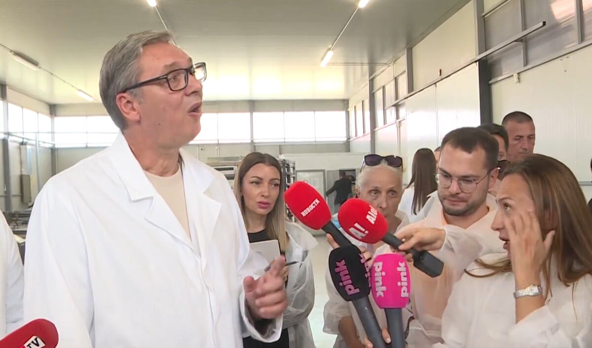 Aleksandar Vučić (1).png