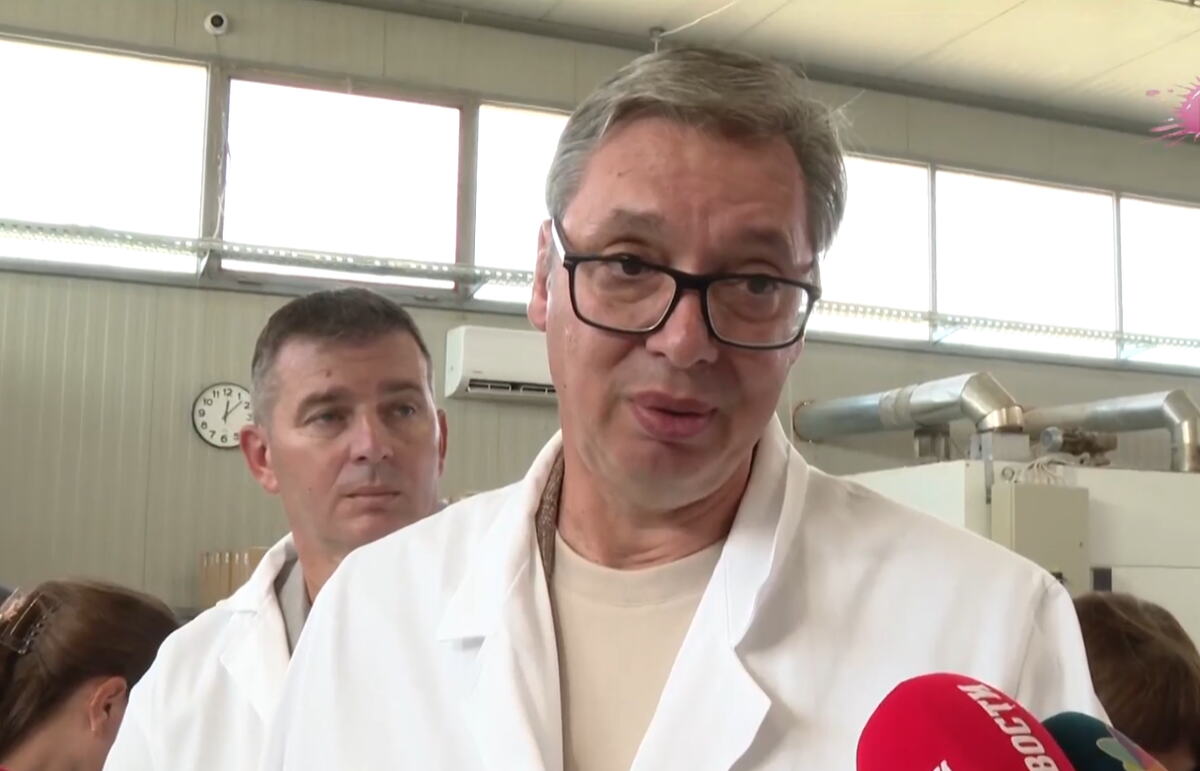 Aleksandar Vučić (4).png